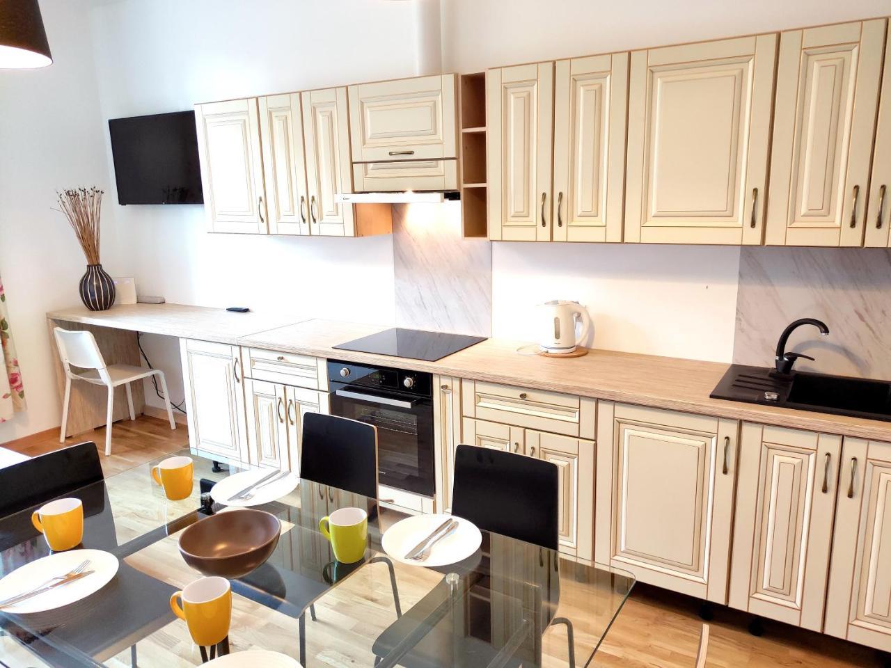 Brivibas Center Apartments ريغا المظهر الخارجي الصورة