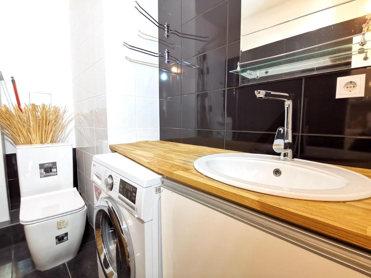 Brivibas Center Apartments ريغا المظهر الخارجي الصورة